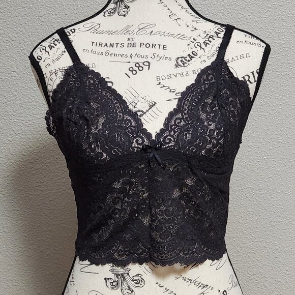 Victoria's Secret Other - VICTORIA'S SECRET Black Lace Bralette Cami - Large